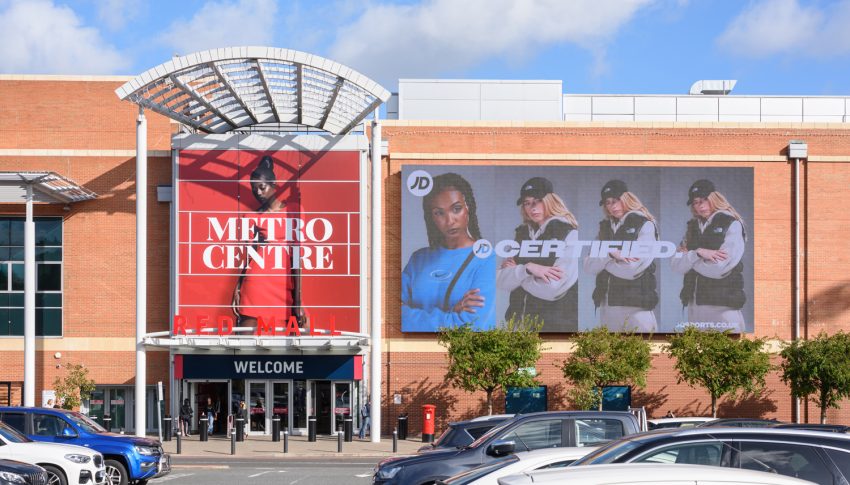 External shot of Metrocentre entrance at the Red Mall
