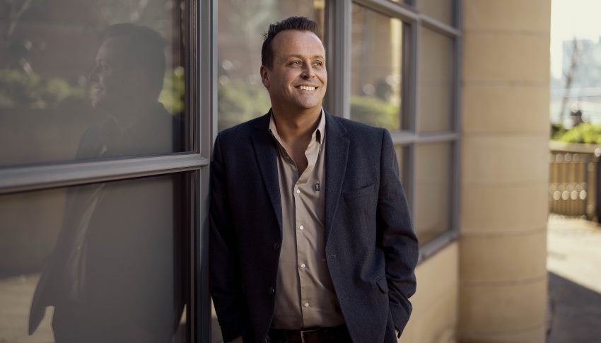 Headshot of Steven Petrie