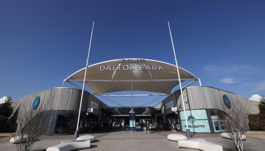 Dalton Park entrance.