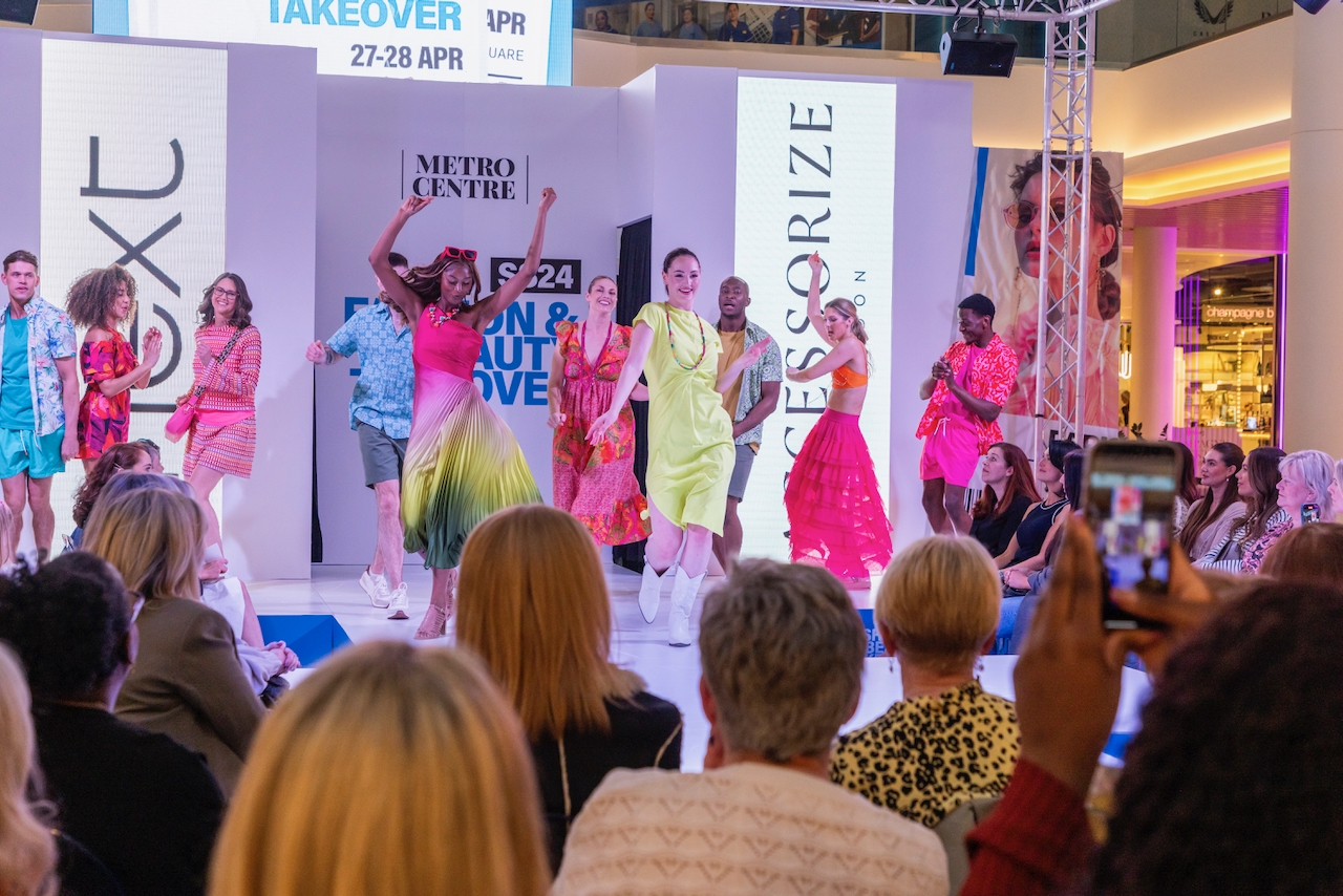 Dancing at the MetroCentre